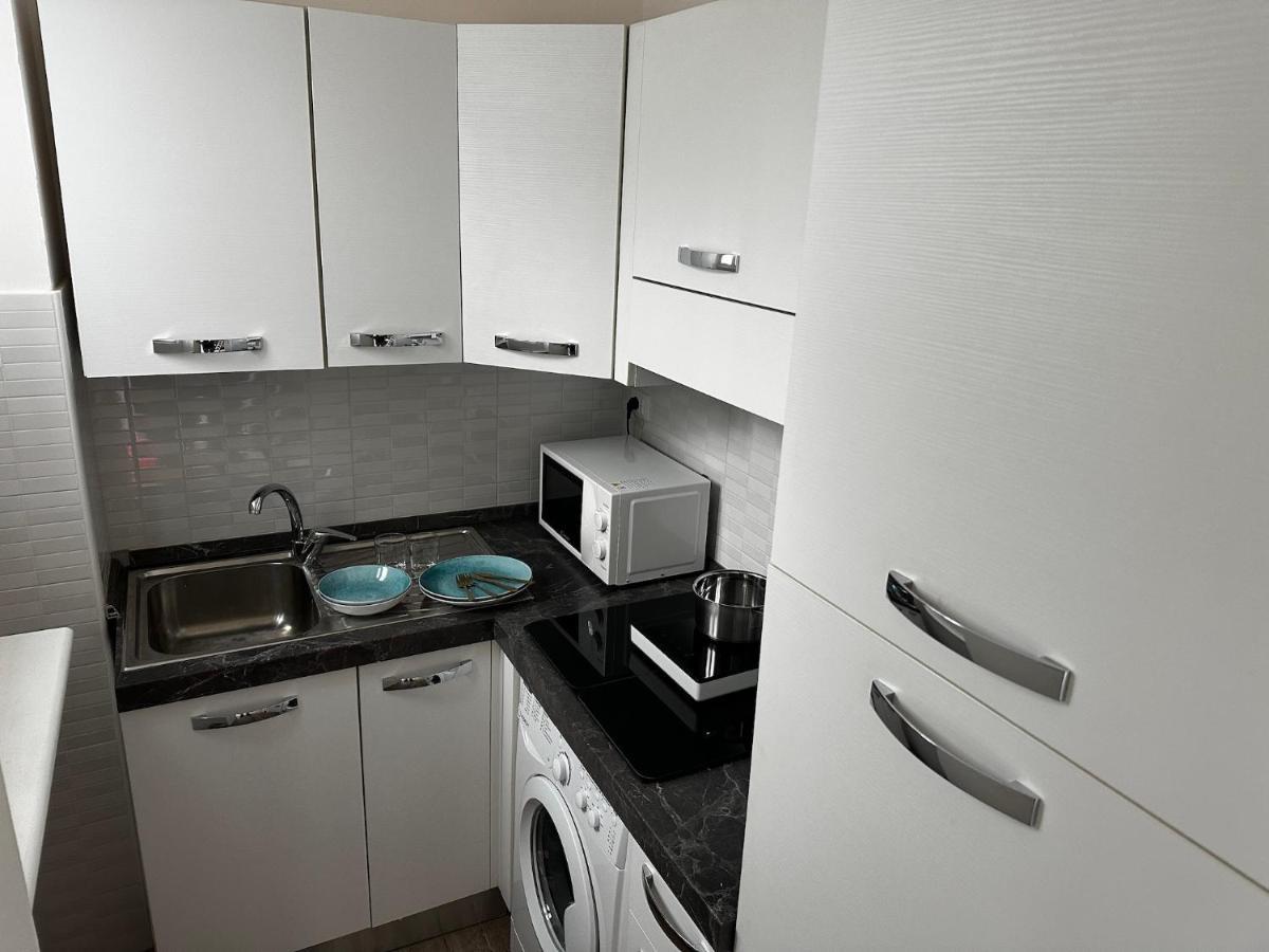 Studio Near The Sea Apartment Rapallo Bagian luar foto