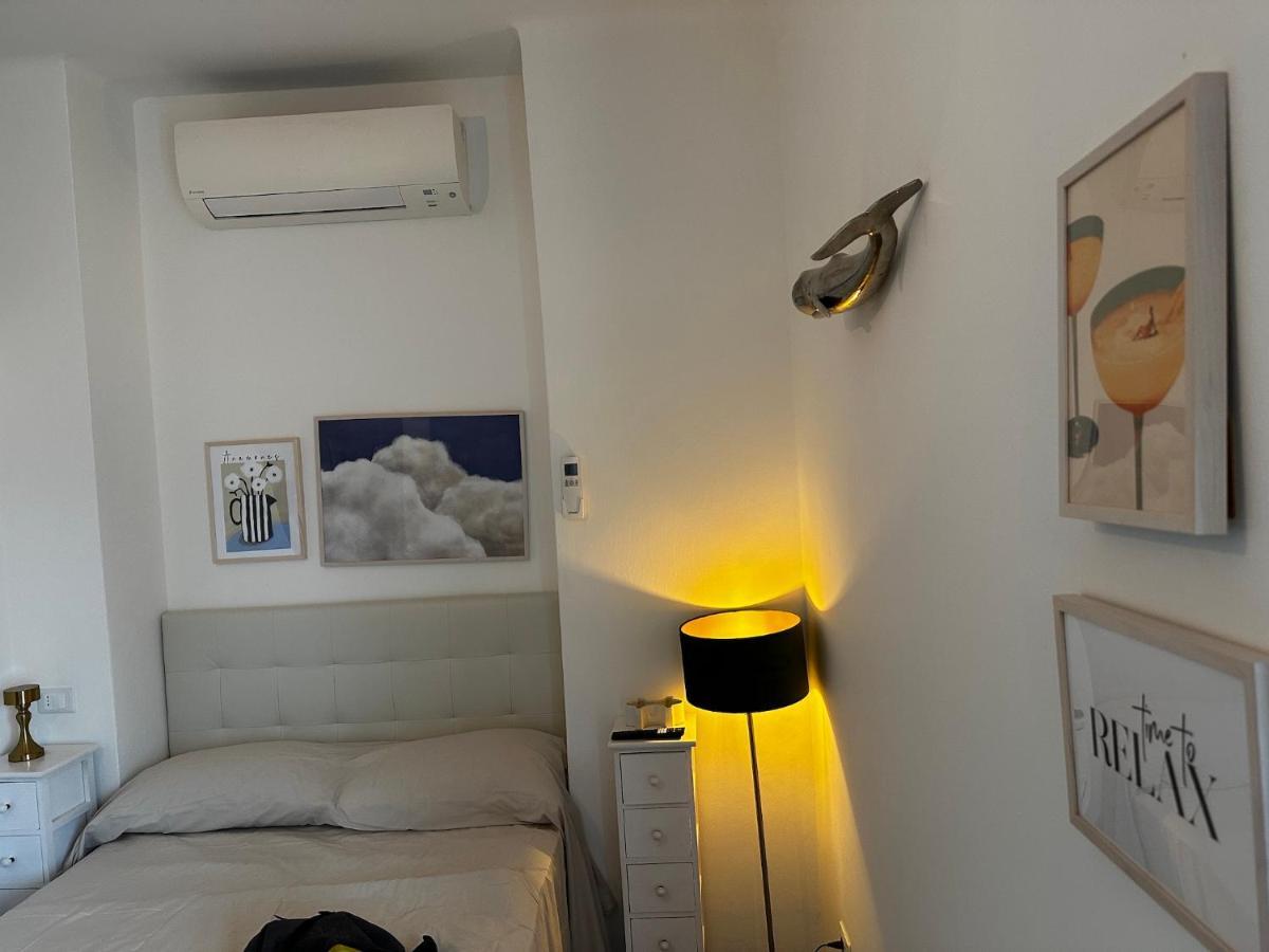 Studio Near The Sea Apartment Rapallo Bagian luar foto